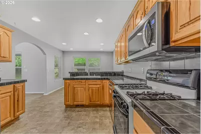 14223 NW 28th Pl, Vancouver, WA 98685 - Photo 15