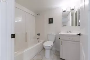 1604 Country Club Rd, Lake Oswego, OR 97034 - Photo 37