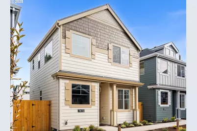 7472 N Polk Ave, Portland, OR 97203 - Photo 1