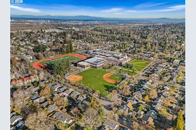 7472 N Polk Ave, Portland, OR 97203 - Photo 19