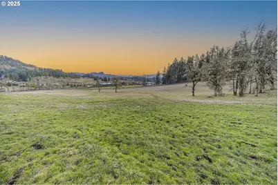 36995 Wallace Creek Rd, Springfield, OR 97478 - Photo 5