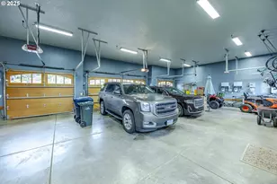 36995 Wallace Creek Rd, Springfield, OR 97478 - Photo 39