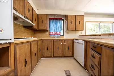 90159 Baker Rd, Elmira, OR 97437 - Photo 11