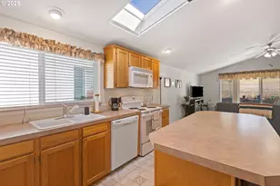 275 Littlebrook Ln, Roseburg, OR 97471 - Photo 9