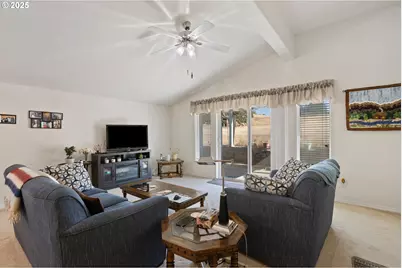 275 Littlebrook Ln, Roseburg, OR 97471 - Photo 13