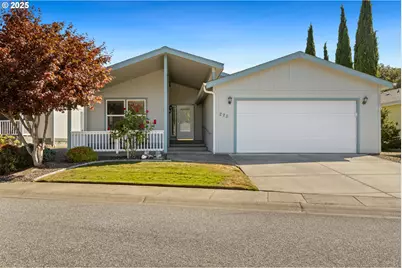 275 Littlebrook Ln, Roseburg, OR 97471 - Photo 1