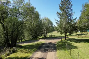 94211 McNeely Ln, Coquille, OR 97423 - Photo 21