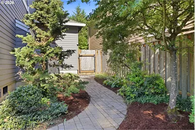 13874 SW Halcyon Ter, Portland, OR 97223 - Photo 41
