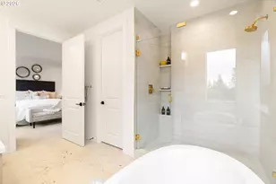 22990 Bland Cir, West Linn, OR 97068 - Photo 23