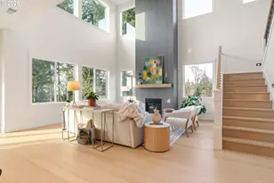 22990 Bland Cir, West Linn, OR 97068 - Photo 5