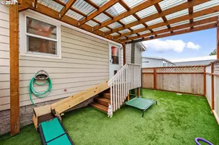 1060 Cedar Loop, Lakeside, OR 97449 - Photo 27