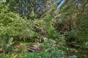8768 SW Marseilles Dr, Beaverton, OR 97007 - Photo 39