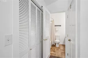 3530 SW Falcon St, Portland, OR 97219 - Photo 21