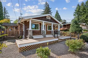 3530 SW Falcon St, Portland, OR 97219 - Photo 5
