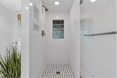 782 NW Powhatan Ter, Portland, OR 97210 - Photo 39