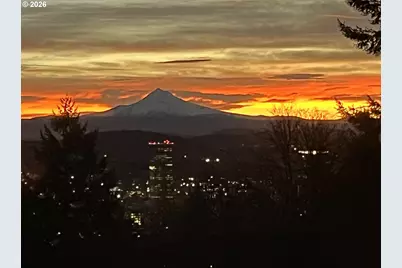 782 NW Powhatan Ter, Portland, OR 97210 - Photo 47