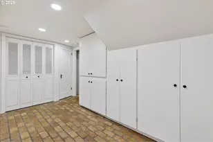 782 NW Powhatan Terrace, Portland, OR 97210 - Photo 35