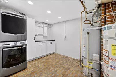 782 NW Powhatan Ter, Portland, OR 97210 - Photo 35