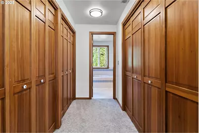 1059 Cal Young Rd, Eugene, OR 97401 - Photo 21