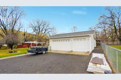 82449 Rosebrooke Rd, Milton-Freewater, OR 97862 - Photo 5