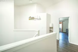 804 NW Brookhill St, Hillsboro, OR 97124 - Photo 35