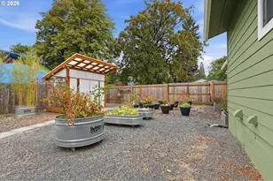 6231 NE Going St, Portland, OR 97218 - Photo 21