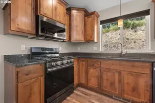 5655 Hwy 138, Oakland, OR 97462 - Photo 17