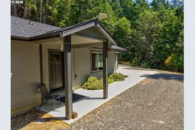 5655 Highway 138, Oakland, OR 97462 - Photo 5