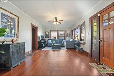 9670 SW Frewing St, Tigard, OR 97223 - Photo 7