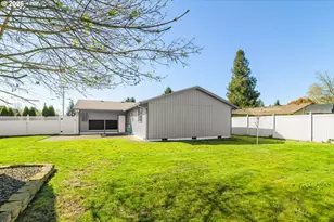 2585 NE Chalmers Way, McMinnville, OR 97128 - Photo 33