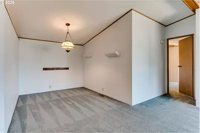 3035 Stapp Dr, Eugene, OR 97408 - Photo 9