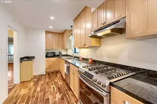 3325 NE Siskiyou St, Portland, OR 97212 - Photo 15