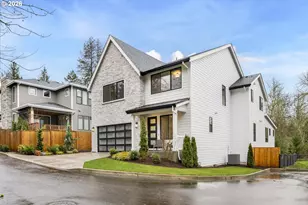 9261 SW Mackayla Pl, Portland, OR 97223 - Photo 3