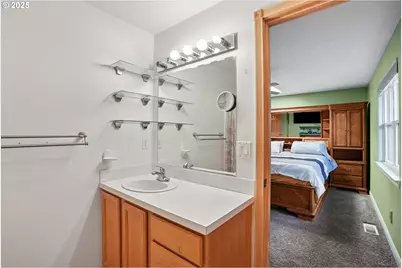 1005 NW Cazadero Ct, Estacada, OR 97023 - Photo 15