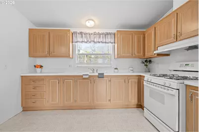 860 W Ellendale Ave, Dallas, OR 97338 - Photo 19