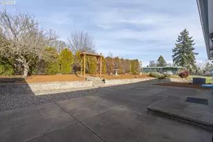 860 W Ellendale Ave, Dallas, OR 97338 - Photo 7