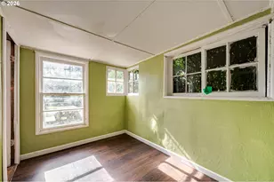 1065 9th St, Washougal, WA 98671 - Photo 13