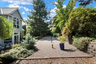3921 Birch St, Washougal, WA 98671 - Photo 41