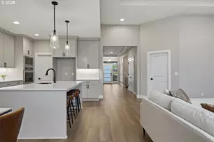 15985 Barlow Trl Ln, Oregon City, OR 97045 - Photo 7