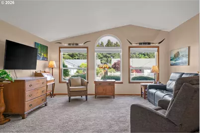 4065 Munsel Creek Dr, Florence, OR 97439 - Photo 11