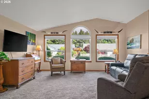 4065 Munsel Creek Dr, Florence, OR 97439 - Photo 11