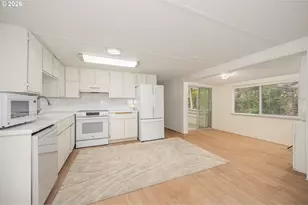 1600 Rhododendron Dr, Florence, OR 97439 - Photo 7