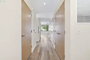 1234 SW 18th Ave, Portland, OR 97205 - Photo 3