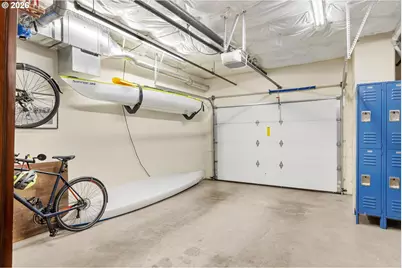 819 S Pennoyer St, Portland, OR 97239 - Photo 31