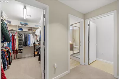 819 S Pennoyer St, Portland, OR 97239 - Photo 25