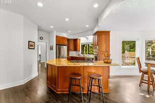 10850 SW Creightonwood Pl, Portland, OR 97219 - Photo 11