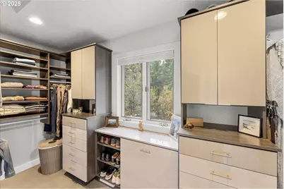 10850 SW Creightonwood Pl, Portland, OR 97219 - Photo 27