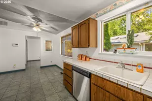 2920 SE 138th Ave, Portland, OR 97236 - Photo 13