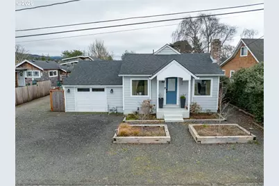 811 17th Ave, Seaside, OR 97138 - Photo 1