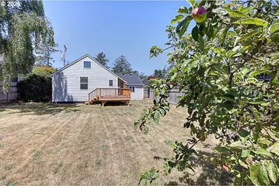 811 17th Ave, Seaside, OR 97138 - Photo 17